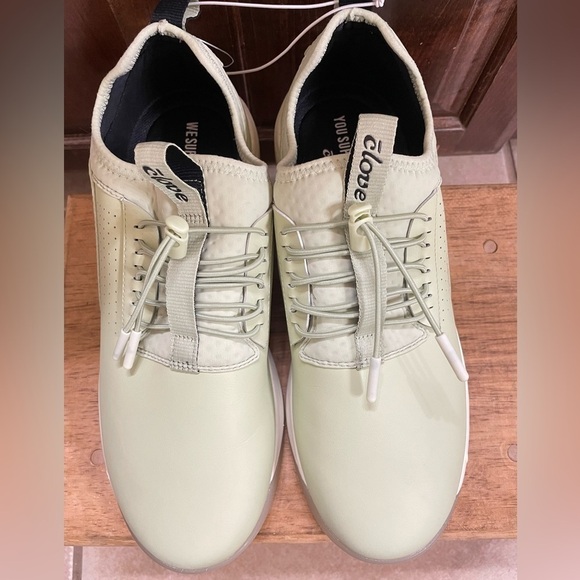 NEW CLOVE Sage Green Limited Edition Classic Nursing Shoes - Picture 8 of 13